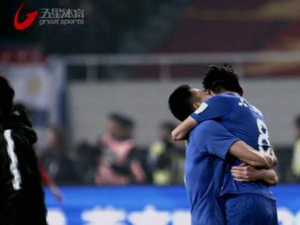 8轮6胜2平！足球报：申花队内人士表示“考验才刚刚开始”