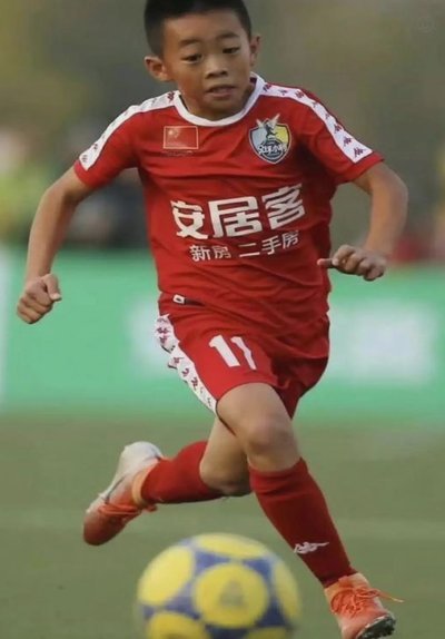 曹阳视角下的邝兆镭：案件中的关系户？