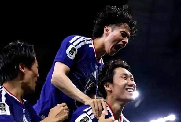 亚洲球队集体败退 日本人设何去何从？