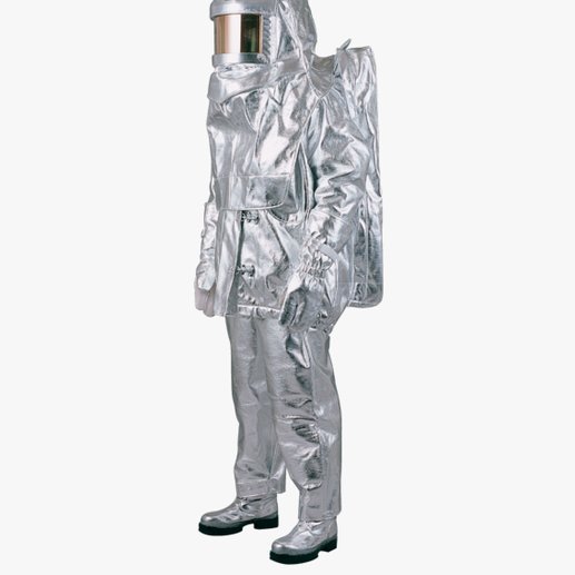 佩德里苏州穿汉服体验蹴鞠