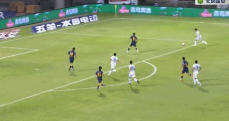 半场：国安2-0新鹏城，张玉宁建功，达万头球破门